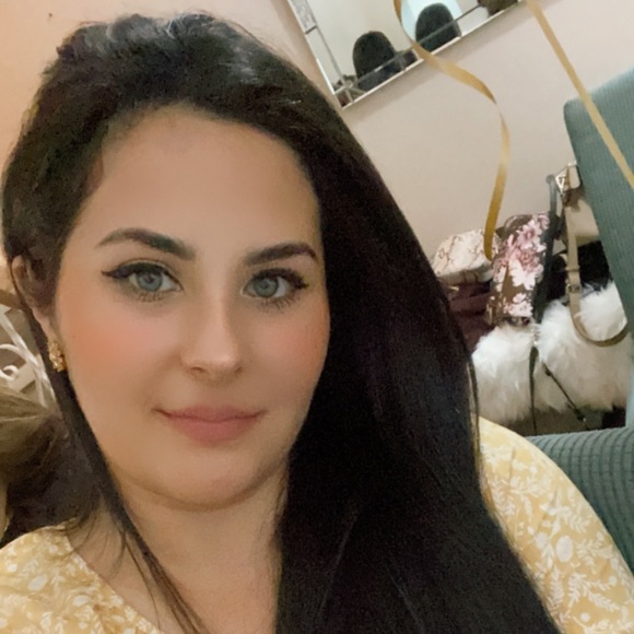 Meet your Posher, Sahar - Picture 1 of 1